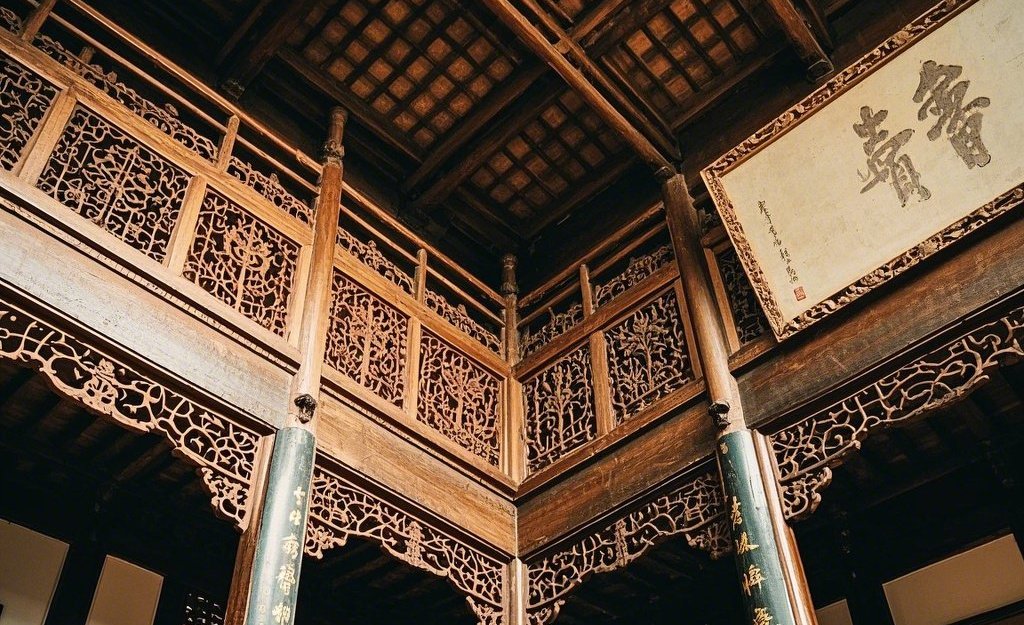 traditional home decor